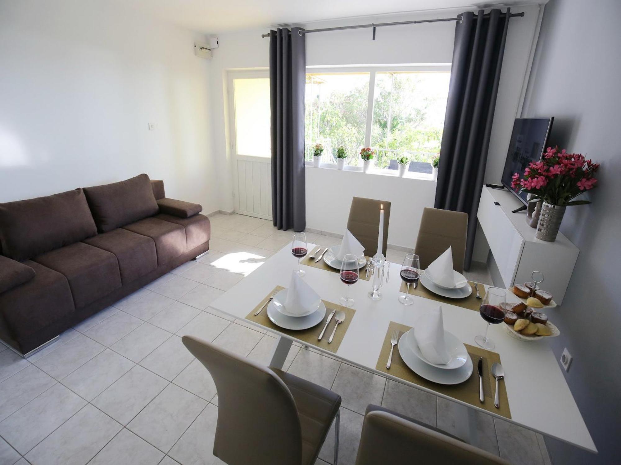 Scenic Holiday Home In Bibinje Near Sea Bagian luar foto
