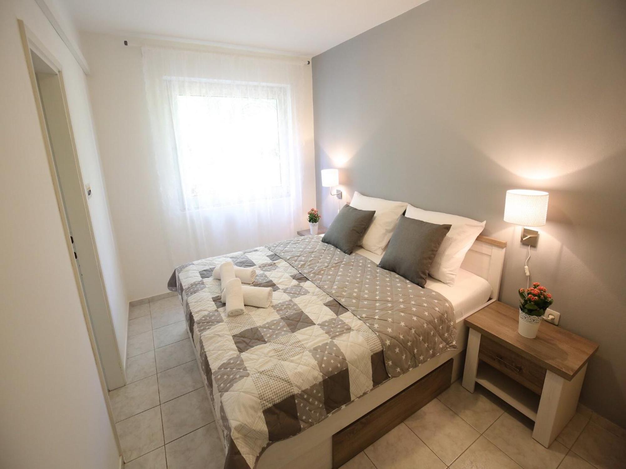 Scenic Holiday Home In Bibinje Near Sea Bagian luar foto