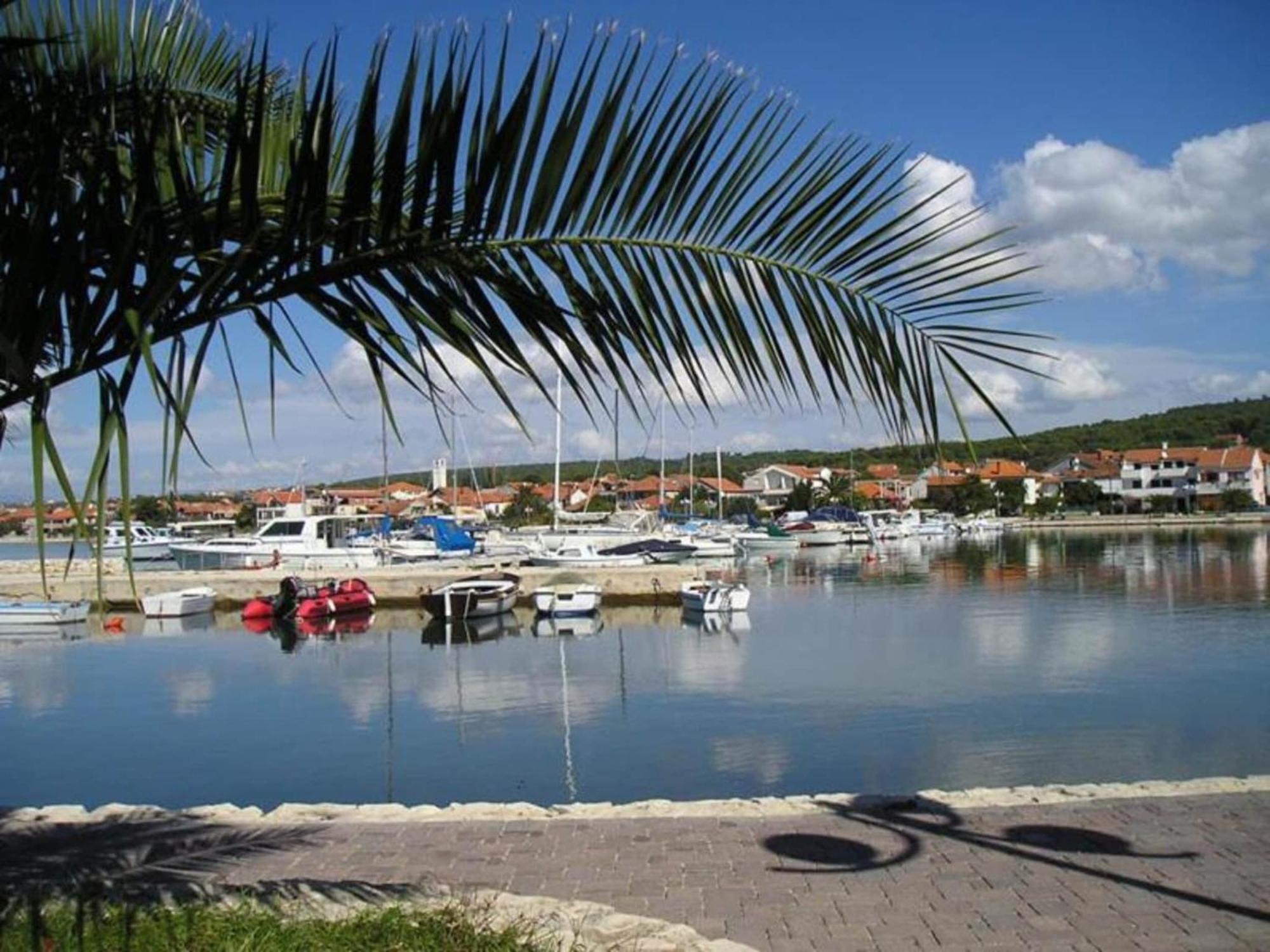 Scenic Holiday Home In Bibinje Near Sea Bagian luar foto