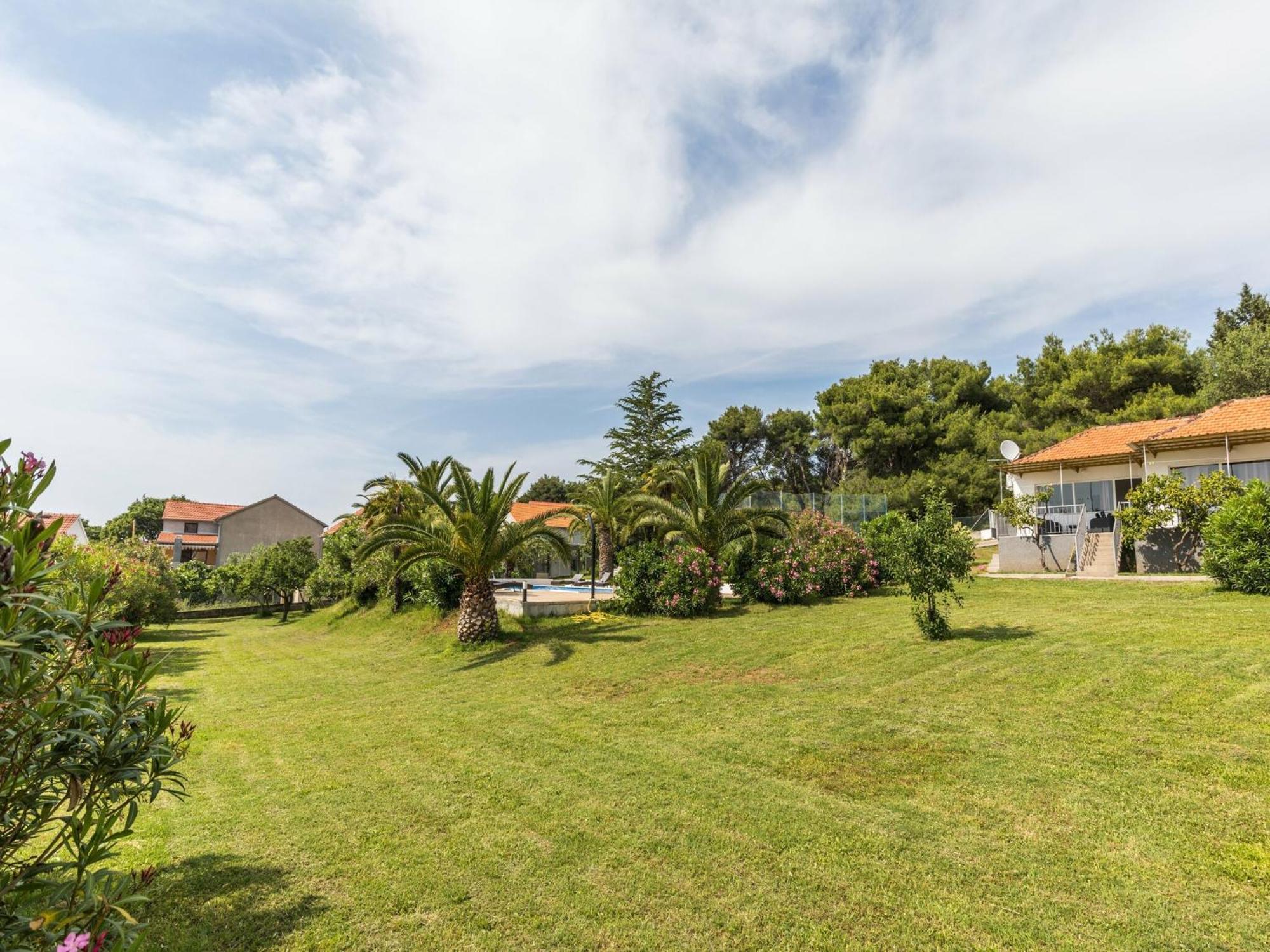 Scenic Holiday Home In Bibinje Near Sea Bagian luar foto
